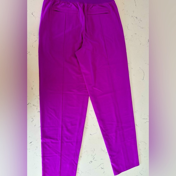 Athleta Vienna Slim Pant (part of the Brooklyn collection of pants) - Picture 4 of 4